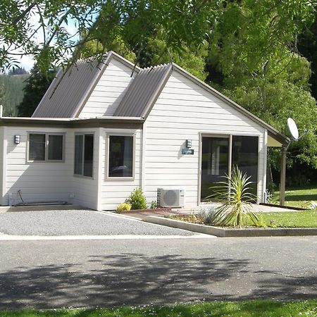 Mount Richmond Estate Motels Rai Valley 외부 사진