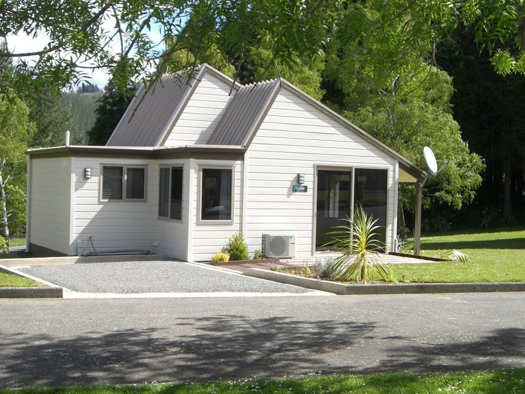 Mount Richmond Estate Motels Rai Valley 외부 사진